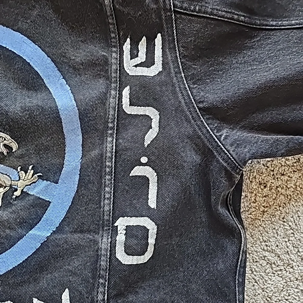 Levis trucker jacket circa 1989, Size medium. With Bullhead size medium insulat. - Picture 12 of 14